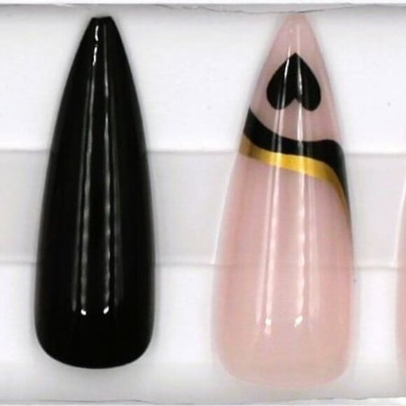 Poker-Inspired Stiletto Press-On Nails – Bold Pink & Black - Picture 3 of 3